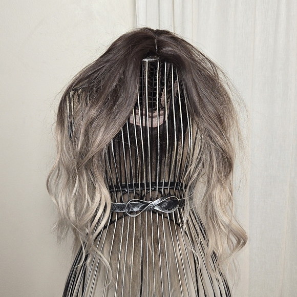 Ombre blonde wig - Picture 1 of 2